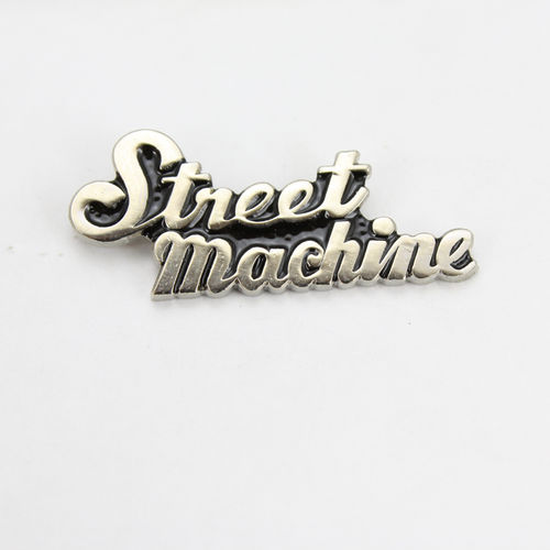 "Street Machine Schriftzug" Hat Pin - Anstecker